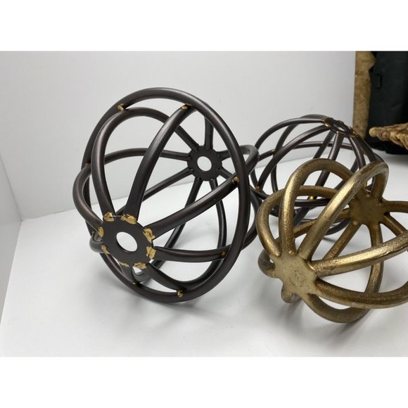 metal decor balls 3pc Set - Picture 5 of 16
